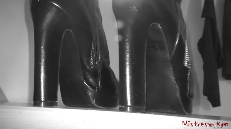 黒のハイヒールブーツ 133mk2019 THUMB mistress high heels
